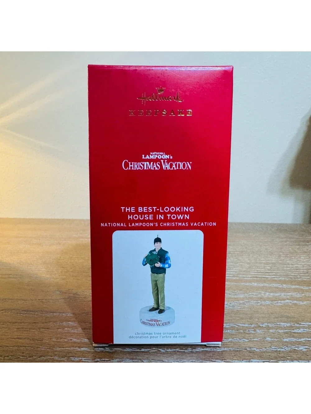Hallmark 2021 Christmas Vacation The-Best Looking House In Town Ornament New